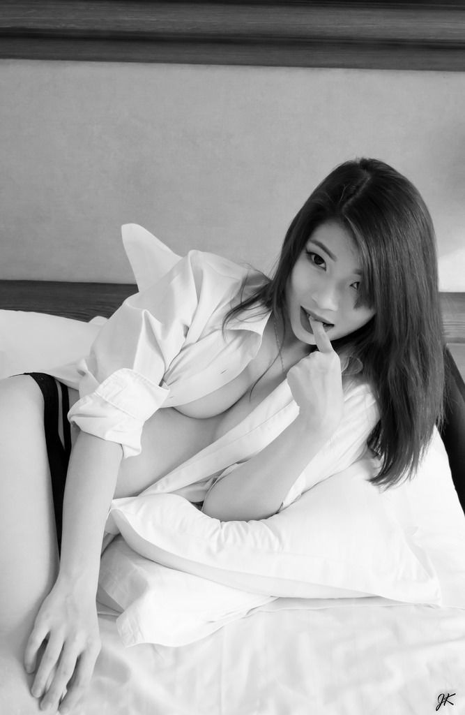 日本三人交xxx69视频